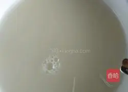 Illustration of how to make angry chicken buns 2