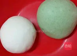 Illustration of how to make Baicai dumplings 5