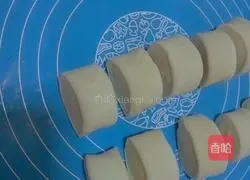 Illustration of how to make milk-flavored steamed buns 5
