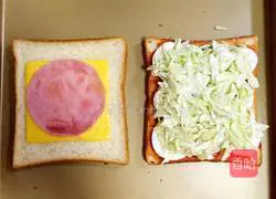 Illustration of how to make marshmallow sandwich 8