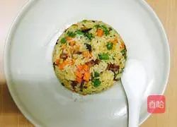 Illustration of how to make fried rice with beans and carrots 3
