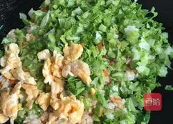 Multi-element fried rice (children's version) recipe illustration 9