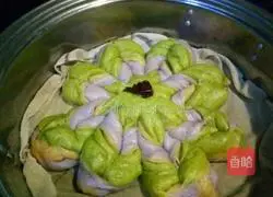 Illustration of how to make fancy steamed buns 18