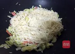 Egg Fried Noodles Illustration of how to do it 8