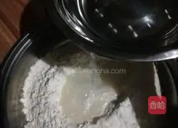 Illustration of how to make corn, carrot and pork dumplings 2