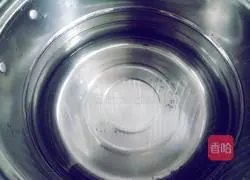 Illustration of how to make wontons 11