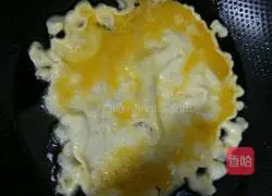 Illustration of how to make colorful fried rice 3