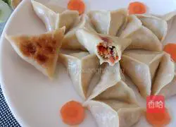 Illustration of how to make fried samosas 8