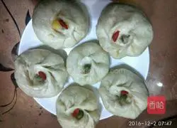 Illustration of how to make pork, tofu and mushroom buns 14