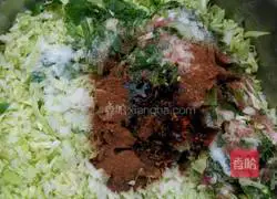 Illustration of how to make cabbage stuffed buns 5