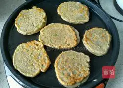 Illustration of how to make bean dregs and egg cakes 6