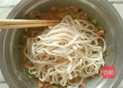 Fried Illustration of how to make noodles 3