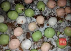 Illustration of how to make colorful glutinous rice balls 4