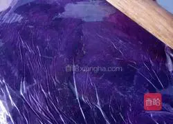 Illustration of how to make purple sweet potato and hydrangea steamed buns 2