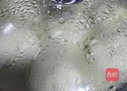 Illustration of how to make shredded radish, vermicelli and shrimp buns 5