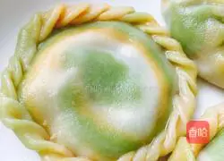 Illustration of how to make three-color dumplings 13