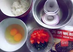 Illustration of how to make onion rings, egg and rice cakes 1