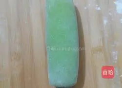 Illustration of making dumplings stuffed with pork and cabbage 7