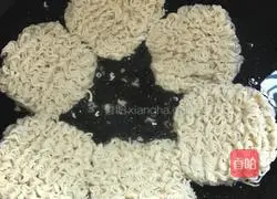 Shunshun Egg Soy Sauce Fried Noodles Recipe Illustration 1