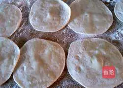 Illustration of how to make lotus leaf cake with meat 7