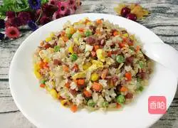 Illustration of how to make sausage fried rice 8