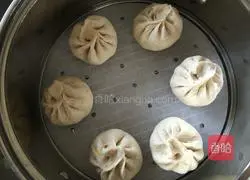 Illustration of how to make kohlrabi buns 11