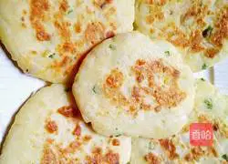 Illustration of how to make potato cakes 14