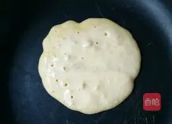 Illustration of how to make banana waffles 8