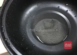 Illustration of how to make fried rice noodles 10