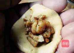  Illustration of how to make golden glutinous rice balls 10