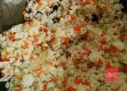 Bacon and Egg Fried Rice Recipe Illustration 6