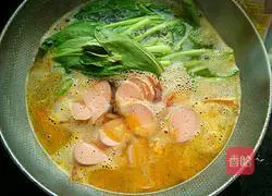  Illustration of how to make ham noodles 5