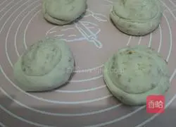 Illustration of how to make oily cakes 11