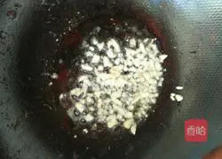 Illustration of how to make fried pancakes (hot noodle pancakes) 8