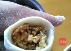 Illustration of how to make pickled vegetables, bamboo shoots and pork pancakes (exclusive cuisine) 9