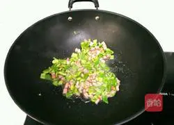 Illustration of how to make Sanding Fried Rice 6