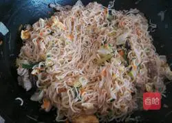 Illustration of how to make fried noodles 11