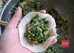 Illustration of how to make moss buns 7