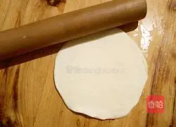 Illustration of how to make steamed buns with pickles and spring bamboo shoots 11