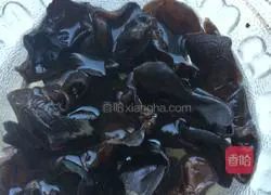 Illustration of how to make simple cold noodles at home 3