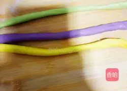 Illustration of how to make lollipop steamed buns 3