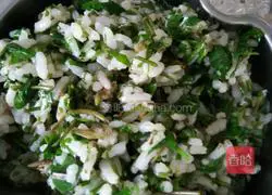 How to make fried rice with water chestnut leaves Illustration 8