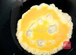 Illustration of how to make fried steamed buns 9