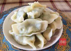 Illustration of home-style leek and egg dumplings 9