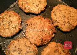 Illustration of how to make soy milk dregs meatloaf 7