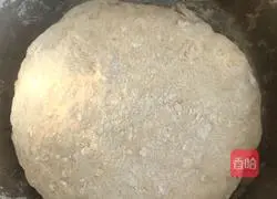 Illustration of how to make tomato and fresh meat wontons 1