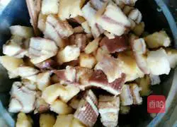 Illustration of how to make fried diced steamed buns 6