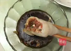 Tianjin Junior High School Year 1 Illustration of how to make vegetarian dumplings 13