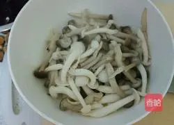 Double Mushroom Curry Fried Rice Recipe Illustration 3