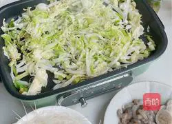 Stir-fry Illustration of how to make rice noodles 3